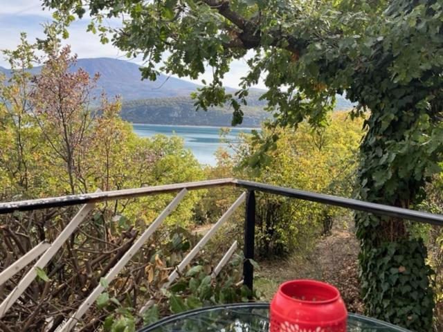 Les Gites Du Verdon, Cote Lac Sainte-Croix-de-Verdon Eksteriør bilde